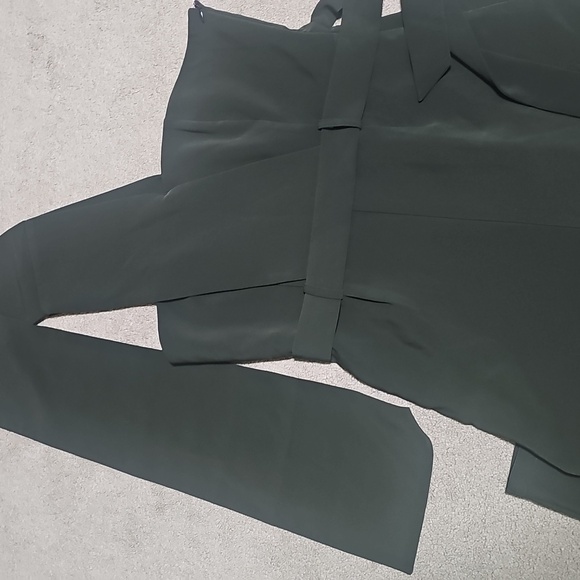 Elegant Dark Green One-Shoulder Jumpsuit - Picture 5 of 11